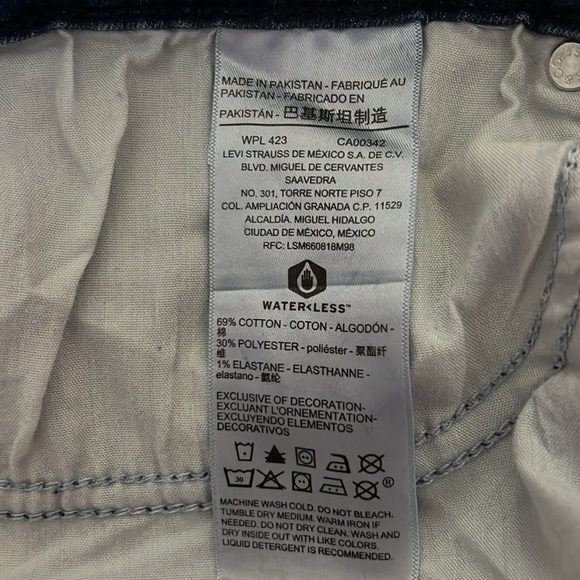 Levi Strauss Midrise Bootcut Jeans - Picture 3 of 5